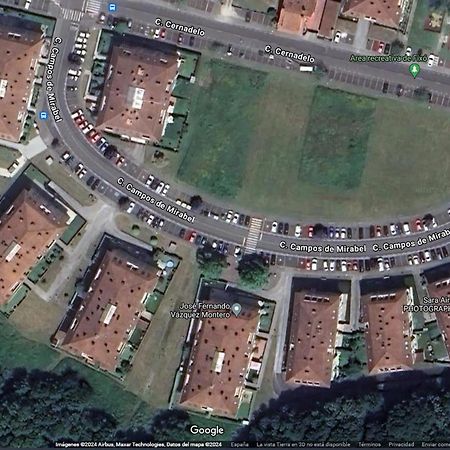 Apartamento Con Jardin Santiago de Compostela Bagian luar foto