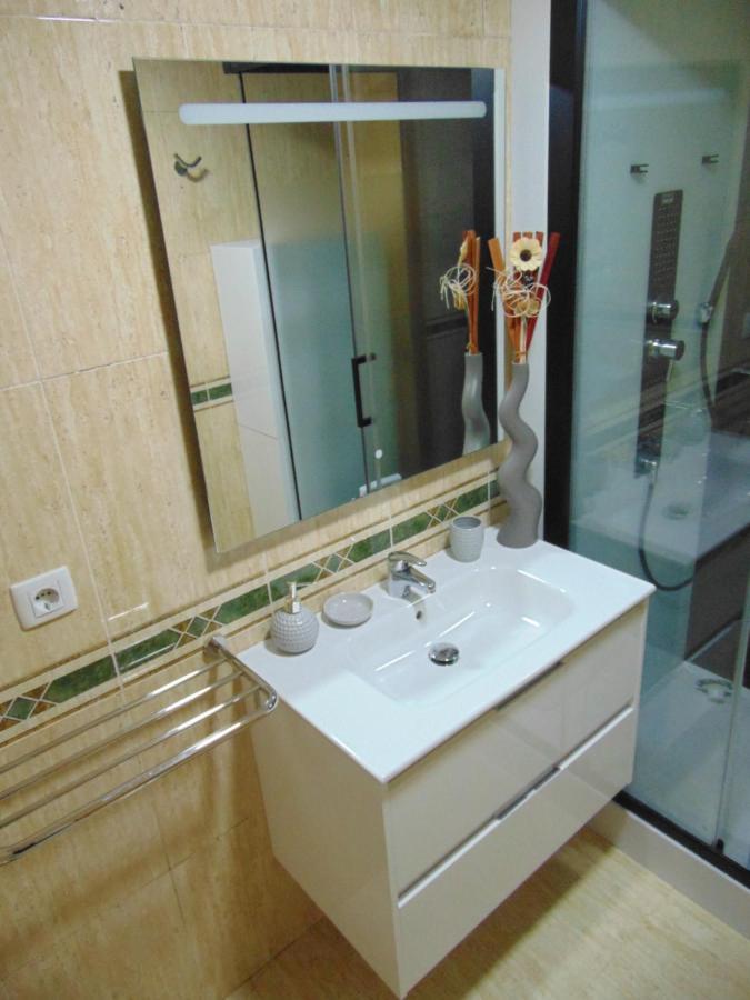 Apartamento Con Jardin Santiago de Compostela Bagian luar foto