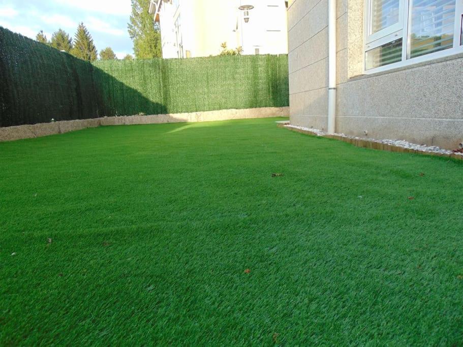 Apartamento Con Jardin Santiago de Compostela Bagian luar foto